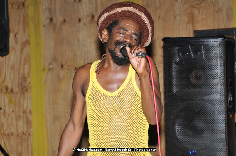  Coco Tea & Silver Cat at Bourbon Beach - Money Cologne Promotions presents The Growning of Coco Tea & Silver Cat at Bourbon Beach, Norman Manley Boulevard, Negril , Westmoreland, Jamaica W.I. - Monday, April 14, 2008 - Photographs by Net2Market.com - Barry J. Hough Sr, Photographer - Photos taken with a Nikon D300 - Negril Travel Guide, Negril Jamaica WI - http://www.negriltravelguide.com - info@negriltravelguide.com...!