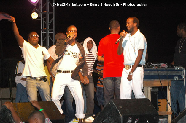 Cross De Harbour @ Lucea Car Park presented by Linkz Entertainment in association with Lucea Chamber of Commerce - Featuring Freddy Mc Gregor, Iley Dread, Mr. Vegas, Lt. Elmo, Champagne, Merital, CC, Brillant, TQ, Mad Dog, Chumps - Lucea, Hanover, Jamaica - Negril Travel Guide.com, Negril Jamaica WI - http://www.negriltravelguide.com - info@negriltravelguide.com...!