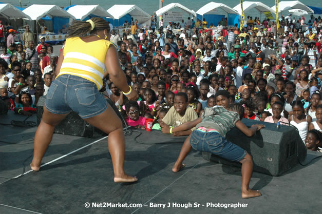 Cross De Harbour @ Lucea Car Park presented by Linkz Entertainment in association with Lucea Chamber of Commerce - Featuring Freddy Mc Gregor, Iley Dread, Mr. Vegas, Lt. Elmo, Champagne, Merital, CC, Brillant, TQ, Mad Dog, Chumps - Lucea, Hanover, Jamaica - Negril Travel Guide.com, Negril Jamaica WI - http://www.negriltravelguide.com - info@negriltravelguide.com...!