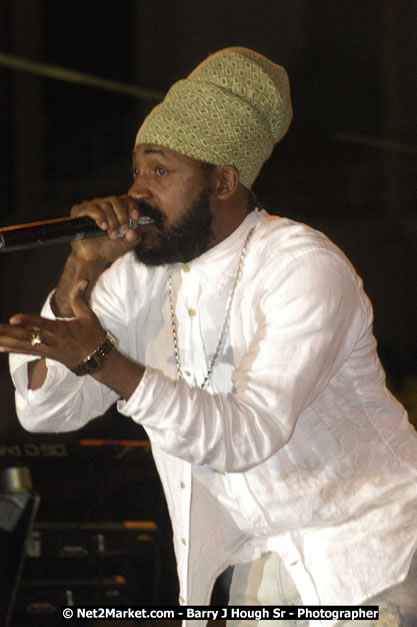 Lutan Fyah - Cure Fest 2007 - Longing For Concert at Trelawny Multi Purpose Stadium, Trelawny, Jamaica - Sunday, October 14, 2007 - Cure Fest 2007 October 12th-14th, 2007 Presented by Danger Promotions, Iyah Cure Promotions, and Brass Gate Promotions - Alison Young, Publicist - Photographs by Net2Market.com - Barry J. Hough Sr, Photographer - Negril Travel Guide, Negril Jamaica WI - http://www.negriltravelguide.com - info@negriltravelguide.com...!