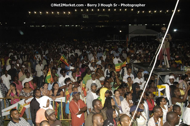 Morgan Heritage - Cure Fest 2007 - Longing For Concert at Trelawny Multi Purpose Stadium, Trelawny, Jamaica - Sunday, October 14, 2007 - Cure Fest 2007 October 12th-14th, 2007 Presented by Danger Promotions, Iyah Cure Promotions, and Brass Gate Promotions - Alison Young, Publicist - Photographs by Net2Market.com - Barry J. Hough Sr, Photographer - Negril Travel Guide, Negril Jamaica WI - http://www.negriltravelguide.com - info@negriltravelguide.com...!