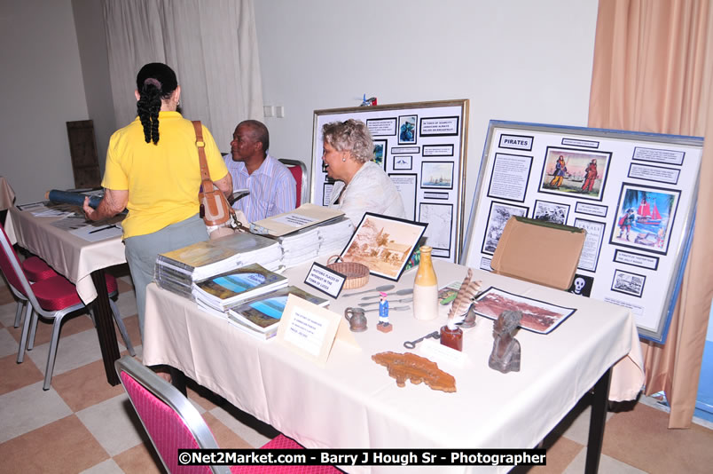 Investment & Business Forum - Brand Jamaica @ Grand Palladium Resort & Spa [Fiesta] - Thursday, August 7, 2008 - Hanover Homecoming Foundation LTD Jamaica - Wherever you roam ... Hanover bids you ... come HOME - Sunday, August 3 to Saturday, August 9, 2008 - Hanover Jamaica - Photographs by Net2Market.com - Barry J. Hough Sr. Photojournalist/Photograper - Photographs taken with a Nikon D300 - Negril Travel Guide, Negril Jamaica WI - http://www.negriltravelguide.com - info@negriltravelguide.com...!