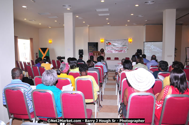 Investment & Business Forum - Brand Jamaica @ Grand Palladium Resort & Spa [Fiesta] - Thursday, August 7, 2008 - Hanover Homecoming Foundation LTD Jamaica - Wherever you roam ... Hanover bids you ... come HOME - Sunday, August 3 to Saturday, August 9, 2008 - Hanover Jamaica - Photographs by Net2Market.com - Barry J. Hough Sr. Photojournalist/Photograper - Photographs taken with a Nikon D300 - Negril Travel Guide, Negril Jamaica WI - http://www.negriltravelguide.com - info@negriltravelguide.com...!