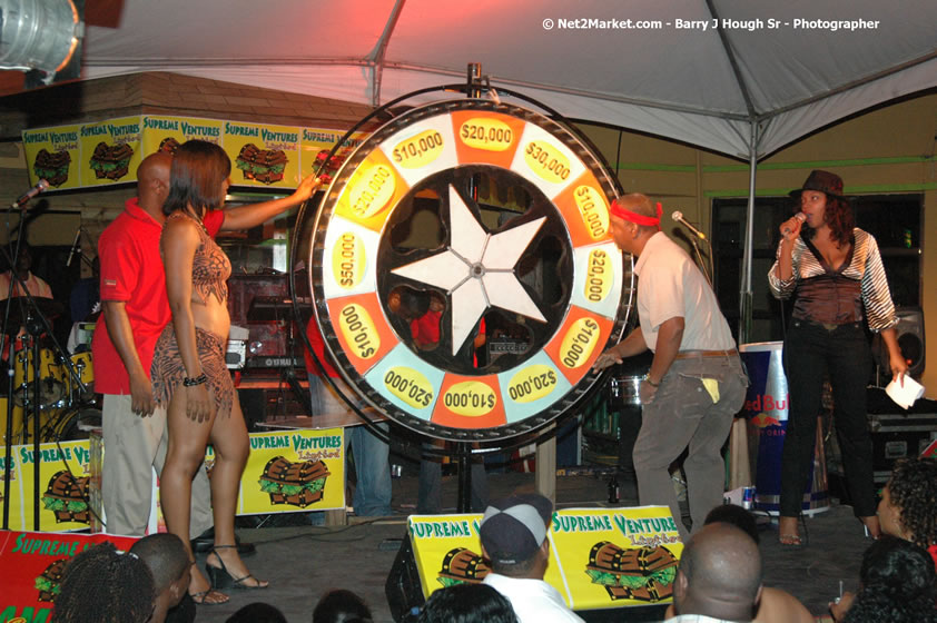 Jamaica Carnival 2007 @ The Jungle, Friday, March 2, 2007, The Jungle, Norman Manley Boulevard, Negril, Westmoreland, Jamaica W.I. - Negril Travel Guide, Negril Jamaica WI - http://www.negriltravelguide.com - info@negriltravelguide.com...!