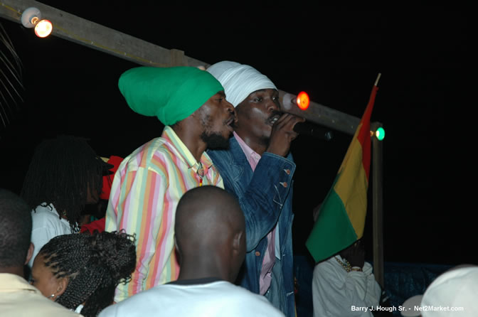 "BUJU BANTON & Friends" @ Jamaica Tamboo - Anthony 'B', Delly Ranks, Pickney, Jessie Gender, Music by Fire Links & Love People - Presented by Jamaica Tamboo in Association with Heineken - Saturday, March 26, 2005 - Negril Travel Guide, Negril Jamaica WI - http://www.negriltravelguide.com - info@negriltravelguide.com...!