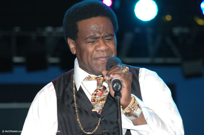 Al Green - Air Jamaica Jazz & Blues Festival 2006 - The Art of Music - Cinnamon Hill Golf Club - Rosehall Resort & Country Club, Montego Bay, Jamaica W.I. - Thursday, Friday 27, 2006 - Negril Travel Guide, Negril Jamaica WI - http://www.negriltravelguide.com - info@negriltravelguide.com...!