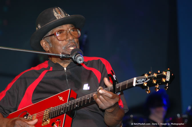 Bo Diddley - Air Jamaica Jazz & Blues Festival 2006 - The Art of Music - Cinnamon Hill Golf Club - Rosehall Resort & Country Club, Montego Bay, Jamaica W.I. - Thursday, Friday 27, 2006 - Negril Travel Guide, Negril Jamaica WI - http://www.negriltravelguide.com - info@negriltravelguide.com...!