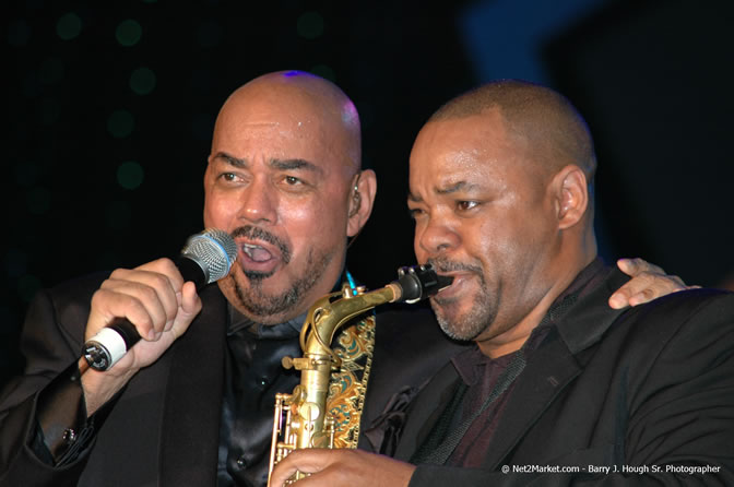 James Ingram - Air Jamaica Jazz & Blues Festival 2006 - The Art of Music - Cinnamon Hill Golf Club - Rosehall Resort & Country Club, Montego Bay, Jamaica W.I. - Thursday, Saturday 28, 2006 - Negril Travel Guide, Negril Jamaica WI - http://www.negriltravelguide.com - info@negriltravelguide.com...!