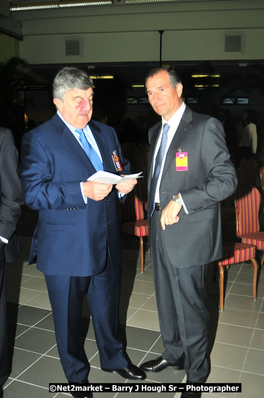 The Unveiling Of The Commemorative Plaque By The Honourable Prime Minister, Orette Bruce Golding, MP, And Their Majesties, King Juan Carlos I And Queen Sofia Of Spain - On Wednesday, February 18, 2009, Marking The Completion Of The Expansion Of Sangster International Airport, Venue at Sangster International Airport, Montego Bay, St James, Jamaica - Wednesday, February 18, 2009 - Photographs by Net2Market.com - Barry J. Hough Sr, Photographer/Photojournalist - Negril Travel Guide, Negril Jamaica WI - http://www.negriltravelguide.com - info@negriltravelguide.com...!