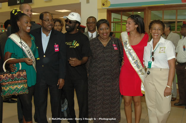 Minister of Tourism, Hon. Edmund Bartlett - Director of Tourism, Basil Smith, and Mayor of Montego Bay, Councillor Charles Sinclair Launch of Winter Tourism Season at Sangster International Airport, Saturday, December 15, 2007 - Sangster International Airport - MBJ Airports Limited, Montego Bay, Jamaica W.I. - Photographs by Net2Market.com - Barry J. Hough Sr, Photographer - Negril Travel Guide, Negril Jamaica WI - http://www.negriltravelguide.com - info@negriltravelguide.com...!