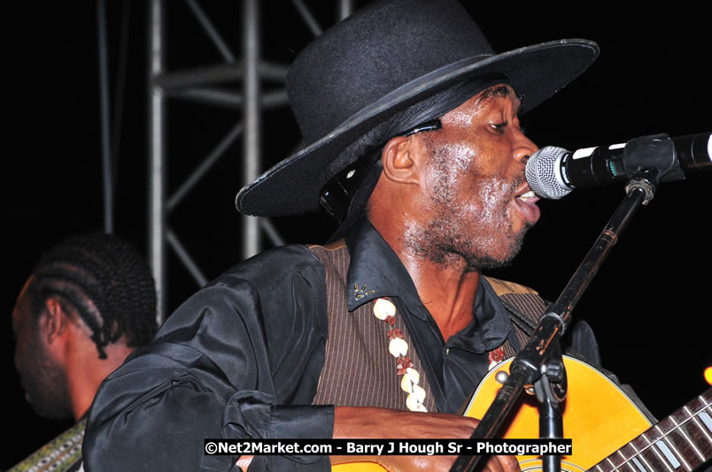 Lucea Cross the Harbour @ Lucea Car Park - All Day Event - Cross the Harbour Swim, Boat Rides, and Entertainment for the Family - Concert Featuring: Bushman, George Nooksl, Little Hero, Bushi One String, Dog Rice and many local Artists - Friday, August 1, 2008 - Lucea, Hanover Jamaica - Photographs by Net2Market.com - Barry J. Hough Sr. Photojournalist/Photograper - Photographs taken with a Nikon D300 - Negril Travel Guide, Negril Jamaica WI - http://www.negriltravelguide.com - info@negriltravelguide.com...!