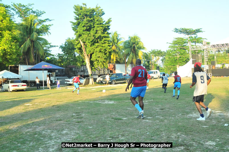 Marley Magic Traffic Jam - Celebrity Football @ Spring Break - Saturday, March 21, 2009 - Also Featuring: Kelley, Capleton, Junior Reid, Spragga Benz, Wayne Marshall, Munga, Romaine Virgo,Embee, Bango Herman, Flava K, Whisky Baggio, Andrew and Wadda Blood, Black Am I, Packa, Venue at Waz Beach, Norman Manley Boulevard, Negril Westmoreland, Jamaica - Saturday, March 21, 2009 - Photographs by Net2Market.com - Barry J. Hough Sr, Photographer/Photojournalist - Negril Travel Guide, Negril Jamaica WI - http://www.negriltravelguide.com - info@negriltravelguide.com...!