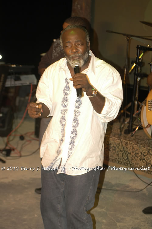 Freddy McGregor - Live In Concert @ Negril Escape Resort and Spa, One Love Drive, West End, Negril, Westmoreland, Jamaica W.I. - Photographs by Net2Market.com - Barry J. Hough Sr, Photographer/Photojournalist - Negril Travel Guide, Negril Jamaica WI - http://www.negriltravelguide.com - info@negriltravelguide.com...!