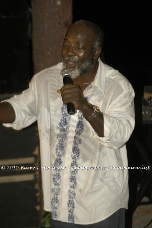 Freddy McGregor - Live In Concert @ Negril Escape Resort and Spa, One Love Drive, West End, Negril, Westmoreland, Jamaica W.I. - Photographs by Net2Market.com - Barry J. Hough Sr, Photographer/Photojournalist - Negril Travel Guide, Negril Jamaica WI - http://www.negriltravelguide.com - info@negriltravelguide.com...!