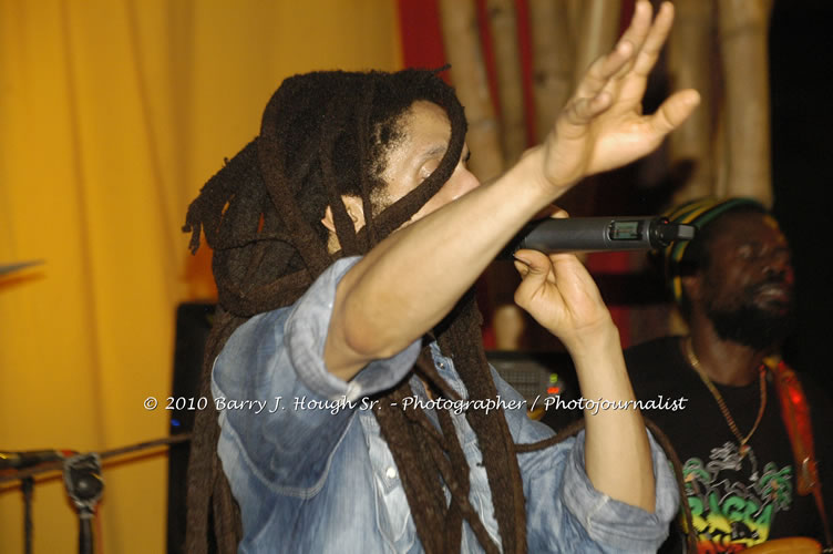 Julian Marley - Grammy Nominee & Son of the Legend Bob Marley - Live in Concert - Also featuring Ras Noble, Power Drill, Iron Head, & Robin Banks - Backing Band Roots Warrior, plus DJ Gemini @ One Love Reggae Concerts Series 09/10 @ Negril Escape Resort & Spa, February 2, 2010, One Love Drive, West End, Negril, Westmoreland, Jamaica W.I. - Photographs by Net2Market.com - Barry J. Hough Sr, Photographer/Photojournalist - The Negril Travel Guide - Negril's and Jamaica's Number One Concert Photography Web Site with over 40,000 Jamaican Concert photographs Published -  Negril Travel Guide, Negril Jamaica WI - http://www.negriltravelguide.com - info@negriltravelguide.com...!