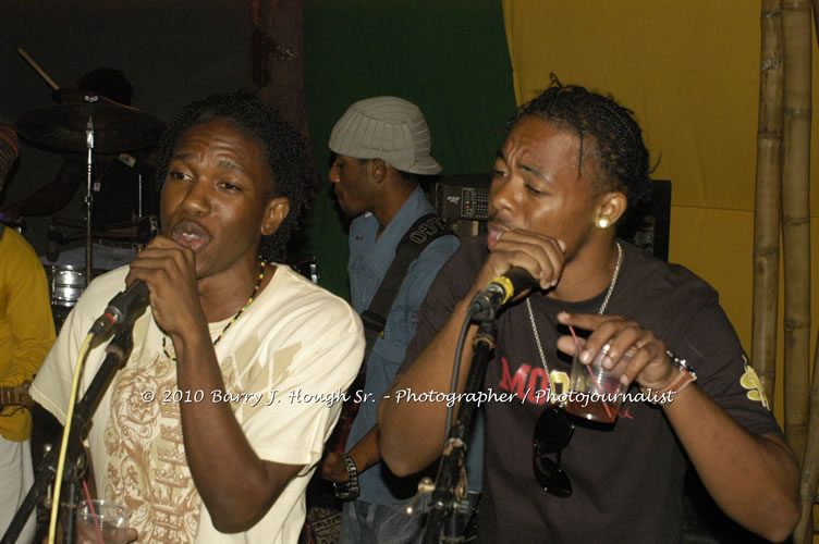 Queen Ifrica - Live In Concert - One Love Reggae Concert Series 09/10 @ Negril Escape Resort and Spa, January 5, 2010, One Love Drive, West End, Negril, Westmoreland, Jamaica W.I. - Photographs by Net2Market.com - Barry J. Hough Sr, Photographer/Photojournalist - Negril Travel Guide, Negril Jamaica WI - http://www.negriltravelguide.com - info@negriltravelguide.com...!