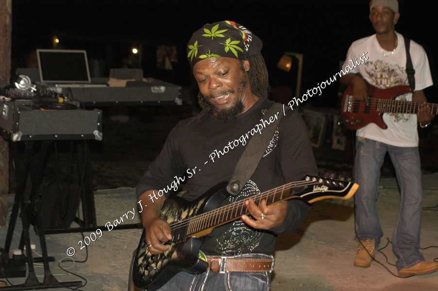  Sanchez - Live in Concert - at the One Love Reggae Concert Series 09/10 @ Negril Escape Resort & Spa - Also Featuring: Timmi Burrell and Justice Merchant- Backing Band Roots Warrior - DJ Gemini - MC Oliver Cargill, Negril Escape Resort & Spa, One Love Drive, West End, Negril, Westmoreland, Jamaica W.I. - Tuesday, November 24, 2009 - Photographs by Net2Market.com - Barry J. Hough Sr, Photographer / Photojournalist - Photos taken with a Nikon D70, D100, or D300 - Negril Travel Guide, Negril Jamaica WI - http://www.negriltravelguide.com - info@negriltravelguide.com...!