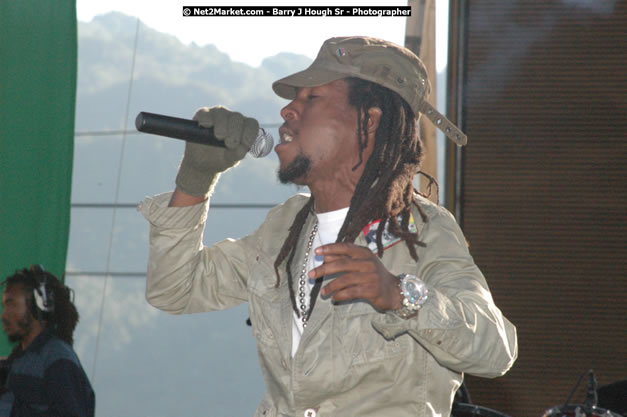 Jah Cure at Tru-Juice Rebel Salute 2008 - The 15th staging of Tru-Juice Rebel Salute, Saturday, January 12, 2008, Port Kaiser Sports Club, St. Elizabeth, Jamaica W.I. - Photographs by Net2Market.com - Barry J. Hough Sr, Photographer - Negril Travel Guide, Negril Jamaica WI - http://www.negriltravelguide.com - info@negriltravelguide.com...!