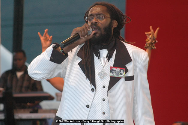 Tarrus Riley at Tru-Juice Rebel Salute 2008 - The 15th staging of Tru-Juice Rebel Salute, Saturday, January 12, 2008, Port Kaiser Sports Club, St. Elizabeth, Jamaica W.I. - Photographs by Net2Market.com - Barry J. Hough Sr, Photographer - Negril Travel Guide, Negril Jamaica WI - http://www.negriltravelguide.com - info@negriltravelguide.com...!