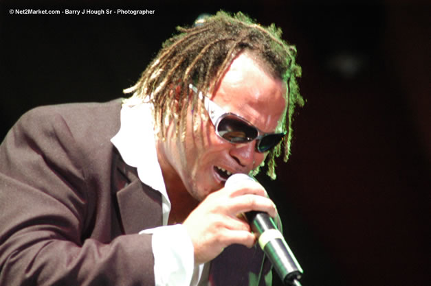 Noddy Virtue - Ignition - The Internation Fire Blazes - Friday, July 21, 2006 - Montego Bay, Jamaica - Negril Travel Guide, Negril Jamaica WI - http://www.negriltravelguide.com - info@negriltravelguide.com...!