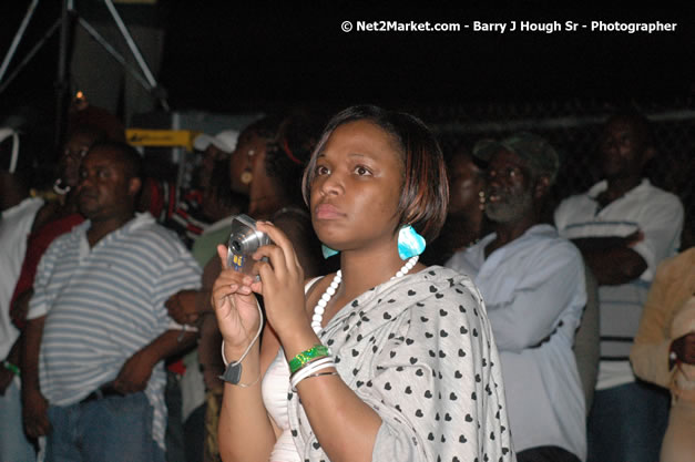 Tarrus Riley @ Western Consciousness 2007 - Presented by King of Kings Productons - Saturday, April 28, 2007 - Llandilo Cultural Centre, Savanna-La-Mar, Westmoreland, Jamaica W.I. - Negril Travel Guide, Negril Jamaica WI - http://www.negriltravelguide.com - info@negriltravelguide.com...!