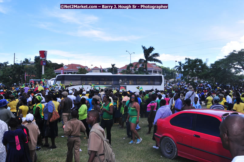 The City of Montego Bay Welcomes Our 2008 Olympians - Western Motorcade - Civic Ceremony - A Salute To Our Beijing Heros - Sam Sharpe Square, Montego Bay, Jamaica - Tuesday, October 7, 2008 - Photographs by Net2Market.com - Barry J. Hough Sr. Photojournalist/Photograper - Photographs taken with a Nikon D300 - Negril Travel Guide, Negril Jamaica WI - http://www.negriltravelguide.com - info@negriltravelguide.com...!